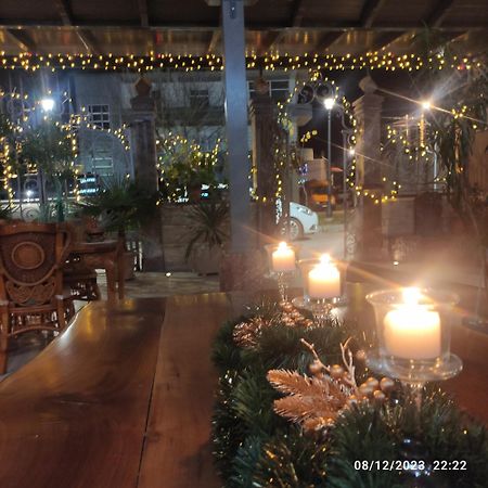 Vila Mariss Корча Екстериор снимка